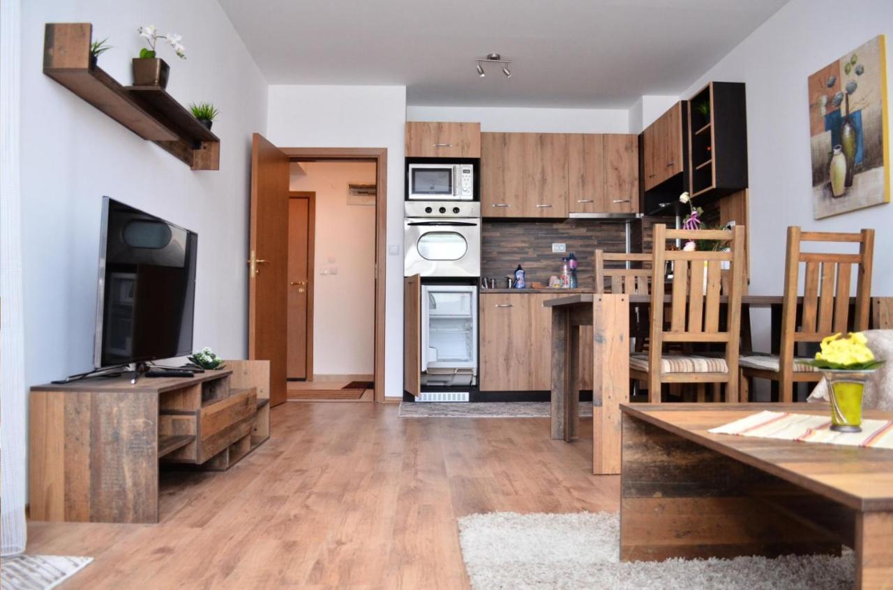 Двустаен Апартамент Горски Кът Банско Apartamento Exterior foto